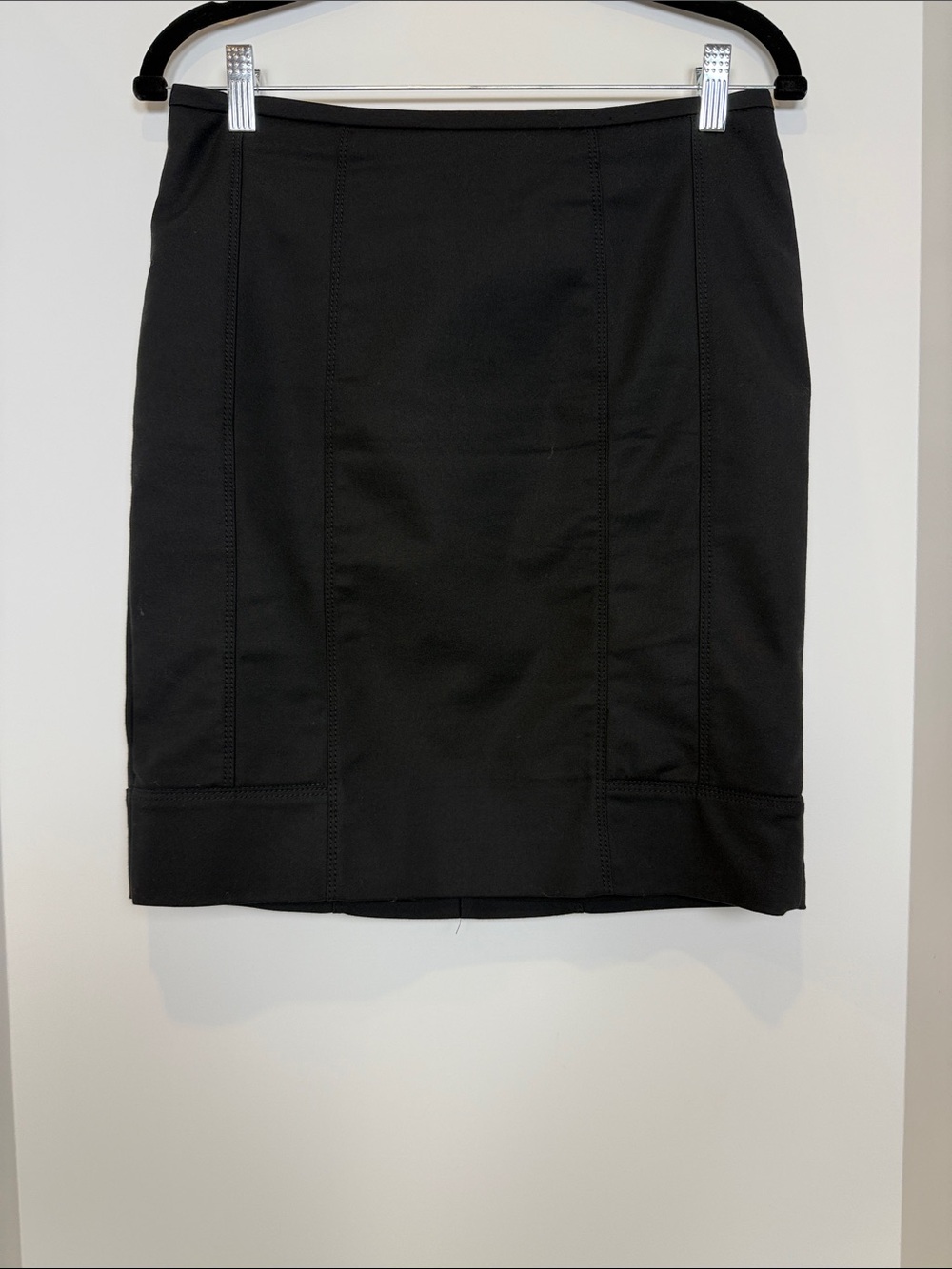 White House Black Market Perfect Form Black Pencil Skirt Size 4